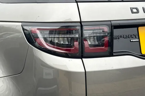 DS72XGE Land Rover Discovery Sport 1.5 P300e Urban Edition 5dr Thumbnail #21