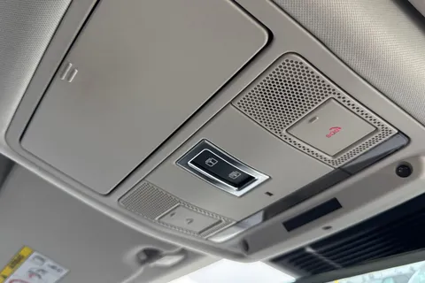 DS72XGE Land Rover Discovery Sport 1.5 P300e Urban Edition 5dr Thumbnail #25