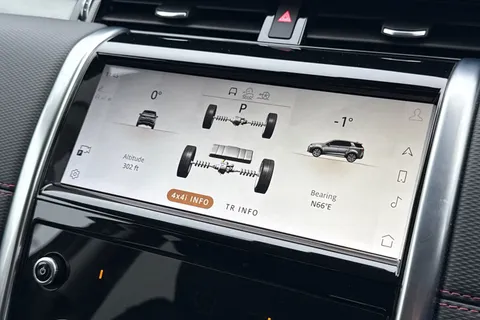 DS72XGE Land Rover Discovery Sport 1.5 P300e Urban Edition 5dr Thumbnail #39