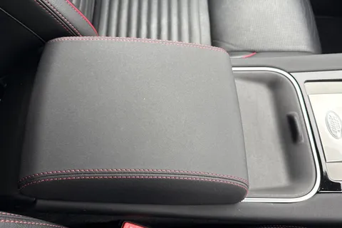 DS72XGE Land Rover Discovery Sport 1.5 P300e Urban Edition 5dr Thumbnail #45