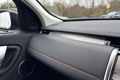 DS72XGE Land Rover Discovery Sport 1.5 P300e Urban Edition 5dr Thumbnail #48