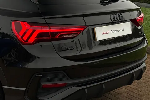 KT25XBA Audi Q3 Black Edition 35 TDI  150 PS S tronic Thumbnail #8