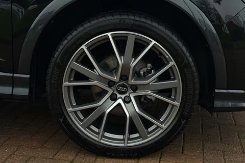 KT25XBA Audi Q3 Black Edition 35 TDI  150 PS S tronic Thumbnail #11