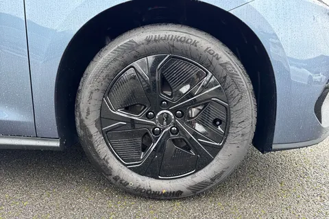  BYD Seal 6 1.5 DM-i 10kWh Boost CVT Auto Euro 6 (s/s) 5dr Thumbnail #7