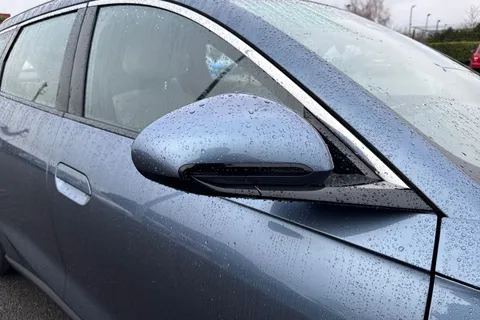  BYD Seal 6 1.5 DM-i 10kWh Boost CVT Auto Euro 6 (s/s) 5dr Thumbnail #36