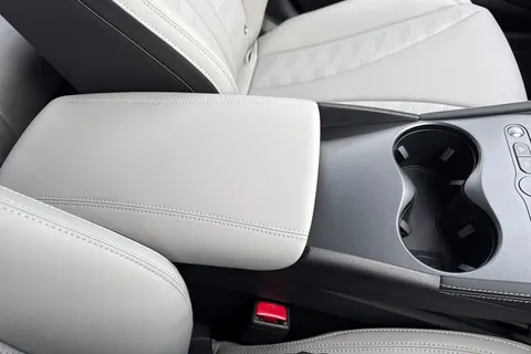  BYD Seal 6 1.5 DM-i 10kWh Boost CVT Auto Euro 6 (s/s) 5dr Thumbnail #58