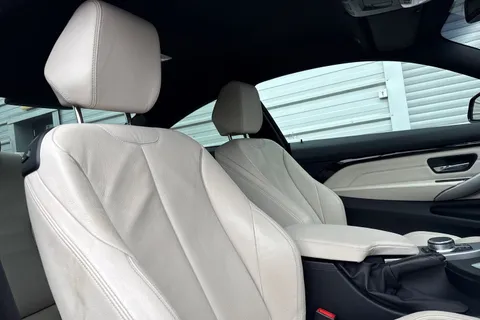 EG19WTV BMW 4 Series 3.0 440i GPF M Sport Auto Euro 6 (s/s) 2dr Thumbnail #24