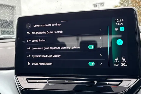 DA25BVE Volkswagen ID.4 109kW Life Pure 52kWh 5dr Auto [110kW Ch] Thumbnail #32