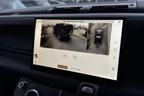 MW73XLH Land Rover Defender 110 3.0 D250 X-Dynamic HSE 5dr Thumbnail #14