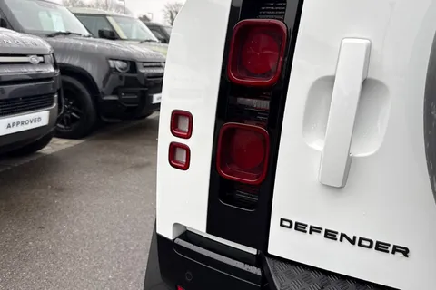 MW73XLH Land Rover Defender 110 3.0 D250 X-Dynamic HSE 5dr Thumbnail #28