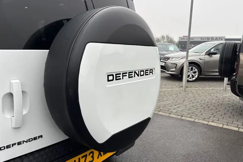 MW73XLH Land Rover Defender 110 3.0 D250 X-Dynamic HSE 5dr Thumbnail #31