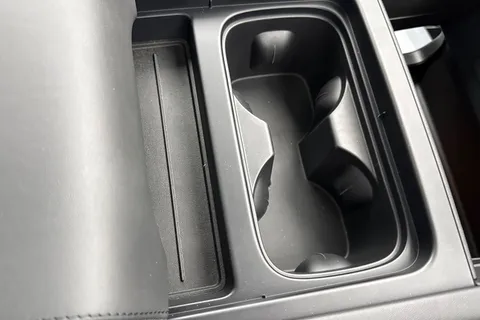 MW73XLH Land Rover Defender 110 3.0 D250 X-Dynamic HSE 5dr Thumbnail #48