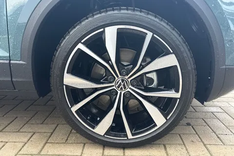  Volkswagen T-Roc 1.5 TSI Style Design DSG Euro 6 (s/s) 5dr Thumbnail #10