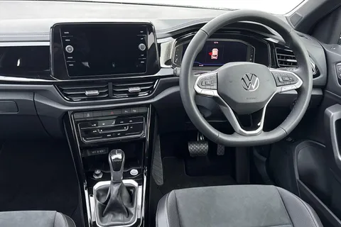  Volkswagen T-Roc 1.5 TSI Style Design DSG Euro 6 (s/s) 5dr Thumbnail #17