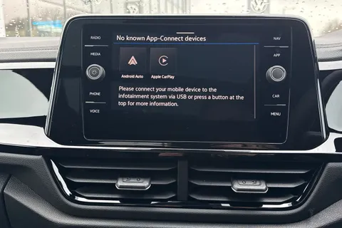  Volkswagen T-Roc 1.5 TSI Style Design DSG Euro 6 (s/s) 5dr Thumbnail #34