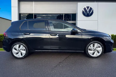 KP75LSD Volkswagen Golf 1.5 TSI 204 Match eHybrid 5dr DSG Thumbnail #4