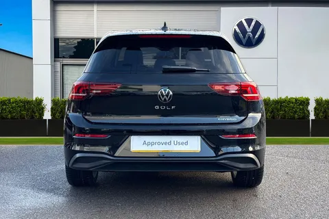 KP75LSD Volkswagen Golf 1.5 TSI 204 Match eHybrid 5dr DSG Thumbnail #5