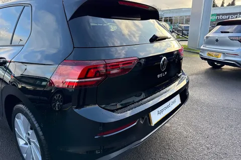 KP75LSD Volkswagen Golf 1.5 TSI 204 Match eHybrid 5dr DSG Thumbnail #8