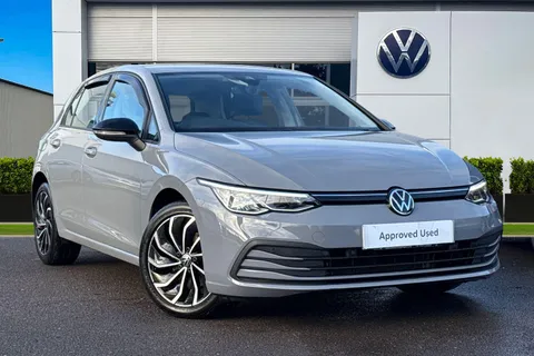 T222HUW Volkswagen Golf 1.5 TSI 150 Life 5dr ⭐17' Ventura alloy wheel⭐ Thumbnail #2