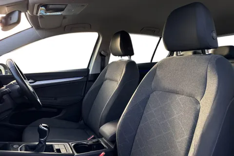 T222HUW Volkswagen Golf 1.5 TSI 150 Life 5dr ⭐17' Ventura alloy wheel⭐ Thumbnail #16