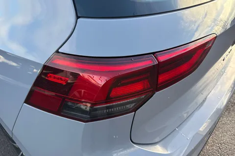 T222HUW Volkswagen Golf 1.5 TSI 150 Life 5dr ⭐17' Ventura alloy wheel⭐ Thumbnail #25