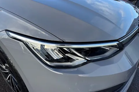 T222HUW Volkswagen Golf 1.5 TSI 150 Life 5dr ⭐17' Ventura alloy wheel⭐ Thumbnail #28