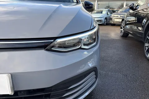 T222HUW Volkswagen Golf 1.5 TSI 150 Life 5dr ⭐17' Ventura alloy wheel⭐ Thumbnail #29