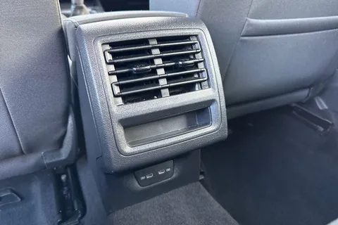 T222HUW Volkswagen Golf 1.5 TSI 150 Life 5dr ⭐17' Ventura alloy wheel⭐ Thumbnail #34