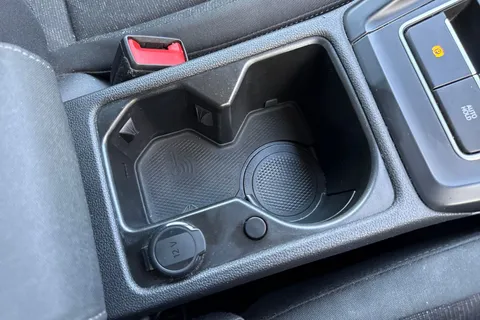 T222HUW Volkswagen Golf 1.5 TSI 150 Life 5dr ⭐17' Ventura alloy wheel⭐ Thumbnail #39