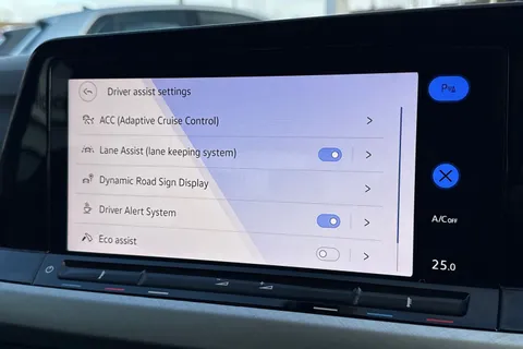 T222HUW Volkswagen Golf 1.5 TSI 150 Life 5dr ⭐17' Ventura alloy wheel⭐ Thumbnail #45