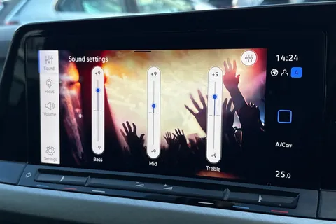 T222HUW Volkswagen Golf 1.5 TSI 150 Life 5dr ⭐17' Ventura alloy wheel⭐ Thumbnail #50