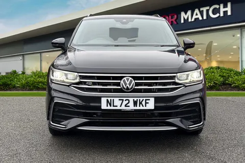 NL72WKF Volkswagen Tiguan 2.0 TSI R-Line DSG 4Motion Euro 6 (s/s) 5dr Thumbnail #6