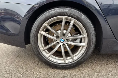 CA19CVG BMW 5 Series 2.0 520i GPF M Sport Auto Euro 6 (s/s) 4dr Thumbnail #7