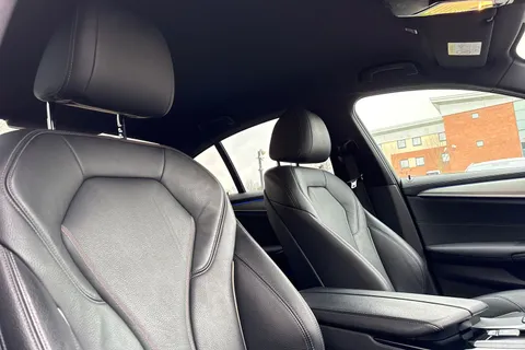 CA19CVG BMW 5 Series 2.0 520i GPF M Sport Auto Euro 6 (s/s) 4dr Thumbnail #21