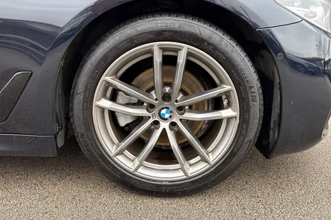 CA19CVG BMW 5 Series 2.0 520i GPF M Sport Auto Euro 6 (s/s) 4dr Thumbnail #22