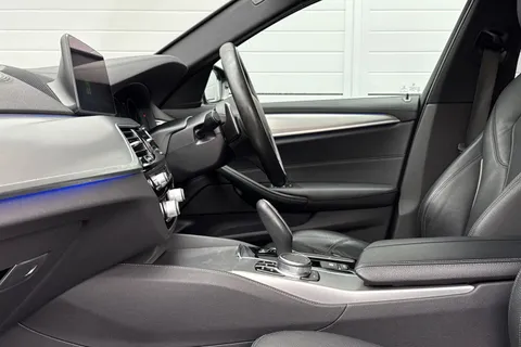 CA19CVG BMW 5 Series 2.0 520i GPF M Sport Auto Euro 6 (s/s) 4dr Thumbnail #32