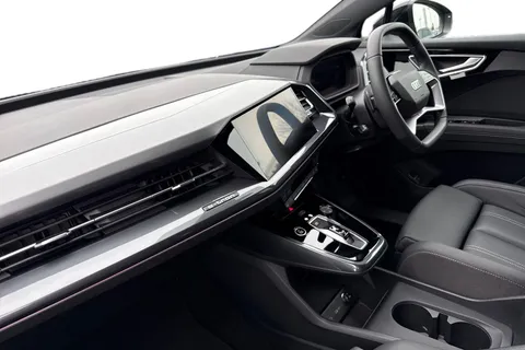 KW25ZPP Audi Q4 e-tron Q4  Black Edition 45 e-tron  210,00 kW Thumbnail #14