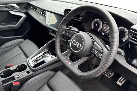 DK25XLS Audi A3 Black Edition 35 TFSI 150 PS S tronic Thumbnail #8