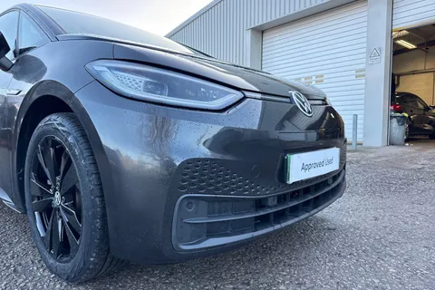 9 of 59 for VOLKSWAGEN ID.3 150kW Family Pro Performance 58kWh 5dr Auto