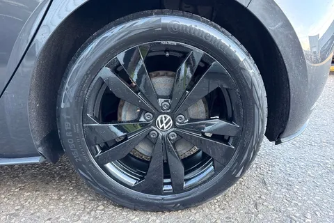 11 of 59 for VOLKSWAGEN ID.3 150kW Family Pro Performance 58kWh 5dr Auto