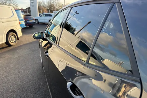 34 of 59 for VOLKSWAGEN ID.3 150kW Family Pro Performance 58kWh 5dr Auto