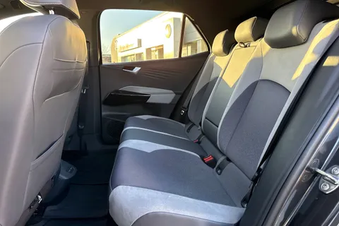 35 of 59 for VOLKSWAGEN ID.3 150kW Family Pro Performance 58kWh 5dr Auto