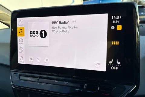 49 of 59 for VOLKSWAGEN ID.3 150kW Family Pro Performance 58kWh 5dr Auto