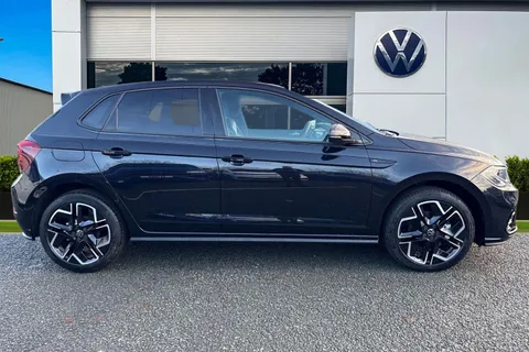 KS25NBY Volkswagen Polo 1.0 TSI 115 R-Line 5dr DSG ⭐17' York alloy wheels, Heated front seats⭐ Thumbnail #4