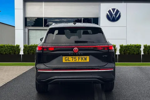 GL75FKW Volkswagen Tayron 1.5 eTSI Elegance 5dr DSG7 [7 Seat] **DELIVERY MILES** Thumbnail #5