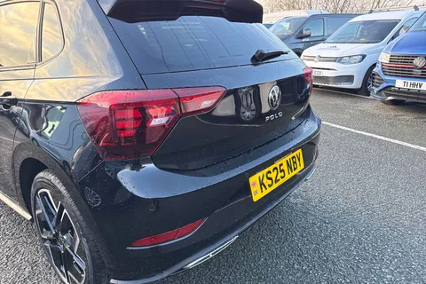 KS25NBY Volkswagen Polo 1.0 TSI 115 R-Line 5dr DSG ⭐17' York alloy wheels, Heated front seats⭐ Thumbnail #8