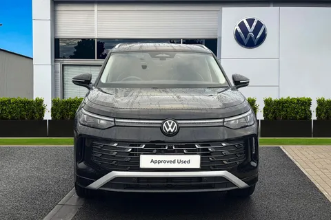 GL75FKW Volkswagen Tayron 1.5 eTSI Elegance 5dr DSG7 [7 Seat] **DELIVERY MILES** Thumbnail #6