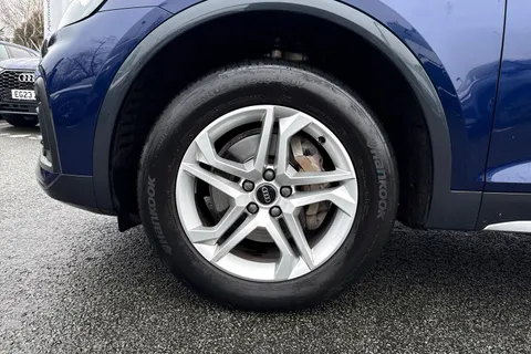 GL22XWN Audi Q5 Sport 40 TDI quattro 204 PS S tronic Thumbnail #7