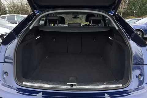 GL22XWN Audi Q5 Sport 40 TDI quattro 204 PS S tronic Thumbnail #10