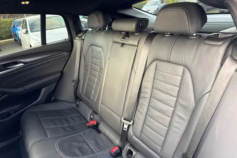 P19MOY BMW X4 2.0 20d M Sport X Auto xDrive Euro 6 (s/s) 5dr Thumbnail #18